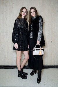 longchamp-bks-m-rf19-0289.thumb.jpg.a90a06bffdfe65784423e2a51e16ed1d.jpg