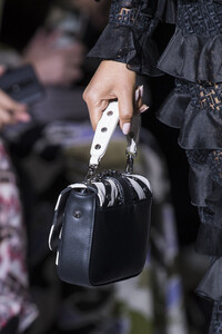 longchamp-clp-rf19-4899.thumb.jpg.e2d6c190e88dbe1e0438288373b05af0.jpg