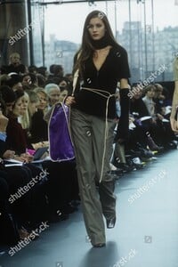 runway shows of the 1990s — Gisele Bündchen, Louis Vuitton F/W 1999