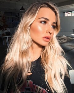 madi_edwards_56462833_219024719058500_7918000000425464288_n.thumb.jpg.d76017e0aeabe083ee9f3fc3f616f3e4.jpg