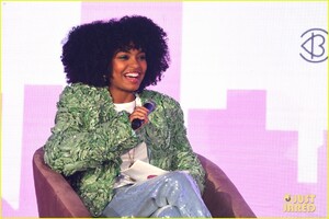 marsai-martin-issa-rae-regina-hall-promote-little-at-beautycon-10.jpg