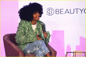 marsai-martin-issa-rae-regina-hall-promote-little-at-beautycon-11.jpg