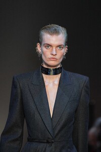 mcq_0008.thumb.jpg.6abf331f0d0697f13fc3fd1fcfeca291.jpg