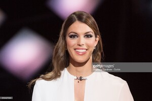 miss-univers-2016-iris-mittenaere-attends-the-33rd-les-victoires-de-picture-id916427094.jpg