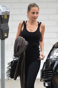 nicole-richie-leaves-tracy-anderson-method-gym-in-studio-city-04-16-2019-5.jpg