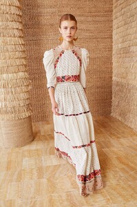 sp190106-ulla-johnson-salma-cream-6.thumb.jpg.67db42fe44bd0243e93f5d64325fd699.jpg