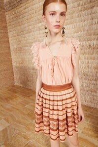 sp190211-ulla-johnson-elara-coral-4.thumb.jpg.4f1ca8b7720e42da34e3c2018692488f.jpg