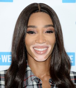 winnie-harlow-we-day-california-2019-4.thumb.jpg.4a54bf44fa6a9496daf2e42324114f8c.jpg