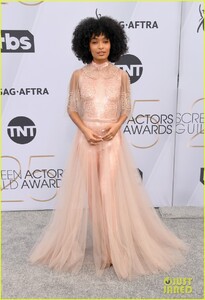 yara-shahidi-sag-awards-2019-05.jpg