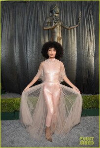 yara-shahidi-sag-awards-2019-06.jpg