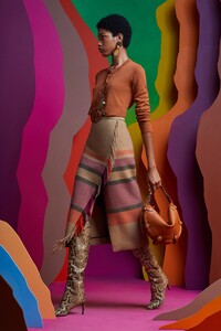 00002-Altuzarra-Resort-2020.thumb.jpg.46c97849eee7736b0959d596588b57d6.jpg