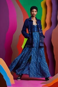 00006-Altuzarra-Resort-2020.thumb.jpg.fd6db810627ecce2afb88be2ab37e595.jpg