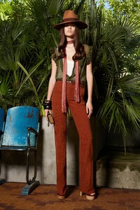 00009-dsquared2-resort-20.thumb.jpg.dabcce9fbb7dfcbbba4f3281160e412a.jpg