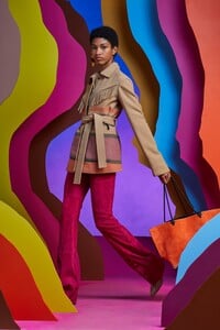 00015-Altuzarra-Resort-2020.thumb.jpg.b0bda72ebc7e57966db8c73986bd76aa.jpg