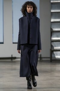 00015-The-Row-Fall-2019-ready-to-wear.thumb.jpg.18715cefac86aab92a29a5aa7c67dda9.jpg