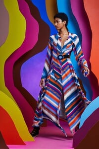 00025-Altuzarra-Resort-2020.thumb.jpg.401091f77b421bbd289c6d2fb9db24ab.jpg