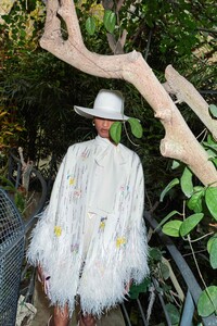 00036-Valentino-Resort-2020.thumb.jpg.dbde9039cefd966bd87d6ff339bf7dc6.jpg