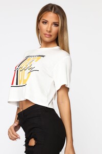 04-30-19_Studio_1_MA_10-01-00_51_N16601_OffWhite_0234_AG.jpg