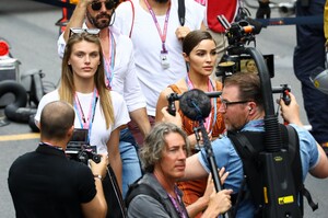       oli260519BZNimage111.jpg