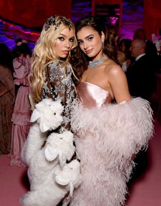 [1147444337] The 2019 Met Gala Celebrating Camp - Notes on Fashion - Inside.jpg