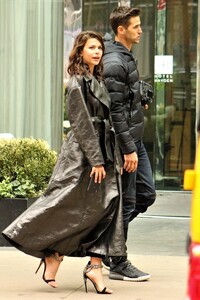 105196734_hqcelebcorner-16.thumb.jpg.2fa867c832f70ce4b1121d9eb26fcbe9.jpg
