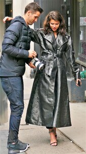 105196777_hqcelebcorner-25.thumb.jpg.ddf09f6117428a4abb94f96d2d8bf585.jpg