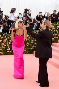 [1147405014] The 2019 Met Gala Celebrating Camp - Notes on Fashion - Arrivals.jpg