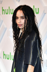 Zoe+Kravitz+2019+Hulu+Upfront+0rEo904CaGvx.jpg