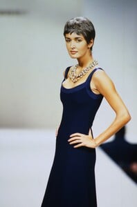 1151852567_caroline-charles-ss(3).thumb.jpg.ef54c68b42d5278e23357af57509a678.jpg