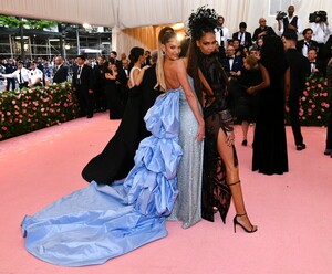 [21412d5f1b1f499e925a73c09089fdb9] 2019 MET Museum Costume Institute Benefit Gala.jpg