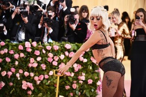 [1147405259] The 2019 Met Gala Celebrating Camp - Notes on Fashion - Arrivals.jpg