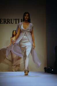 1237300327_cerruti-fw-1993(1).thumb.jpg.48b991a38adc4b729724885085b7bb55.jpg