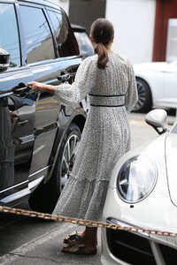        lea110519BZNimage25.jpg