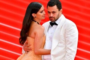 [94c58d2a1a28496288cf4206ff2e6eb3] Once Upon A Time In Hollywood - Red Carpet - LH.jpg