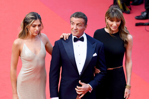 Sistine+Rose+Stallone+Closing+Ceremony+Red+h8IyrUk0Uuex.jpg