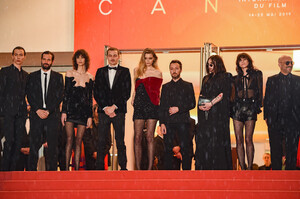 Abbey+Lee+Lux+Aeterna+Red+Carpet+72nd+Annual+nnx7H_ylUlIx.jpg