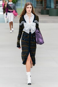 Nina Fresneau Chanel Cruise 2020 1.jpg