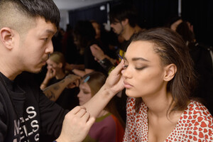 1383052765_LaquanSmithBackstageFebruary2019NewYorkJvuxcdkWfhdx.thumb.jpg.8c2c61f1fd39516bfc2efa8afe07d102.jpg