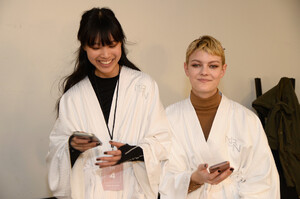 1388630576_NoonNoorBackstageFebruary2019NewYork6RHMxF_phCIx.thumb.jpg.e3fe7f998eb8ddb1e5599375d1fc7bfd.jpg