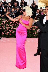 [1147406320] The 2019 Met Gala Celebrating Camp - Notes on Fashion - Arrivals.jpg