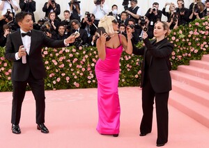 [1147405254] The 2019 Met Gala Celebrating Camp - Notes on Fashion - Arrivals.jpg