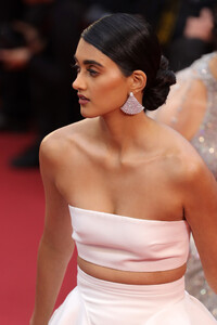 Neelam+Gill+Le+Belle+Epoque+Red+Carpet+72nd+0gFL_EhdEhCx.jpg