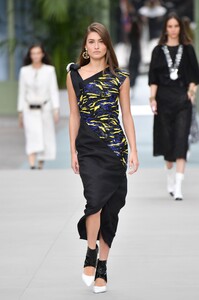 [1146696303] Chanel Cruise Collection 2020  - Runway At Grand Palais In Paris.jpg