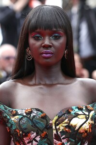 [1150771909] 'Once Upon A Time In Hollywood' Red Carpet - The 72nd Annual Cannes Film Festival.jpg