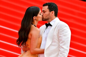 [72da9f9dc77d4a44be06c7b73d98fffe] Once Upon A Time In Hollywood - Red Carpet - LH.jpg