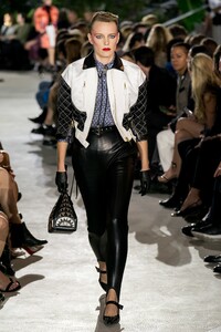 1518373237_ErikaLinder.thumb.jpg.456027fddd49910faa76ea98771bcf14.jpg
