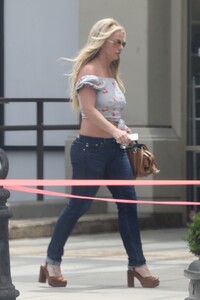        bri180519BZNimage106.jpg