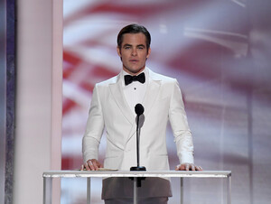 156166350_ChrisPine25thAnnualScreenActorsGuild11E2Jy7VVDUx.thumb.jpg.a036ac094de183120ac983462acfd6f4.jpg