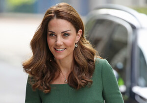 Duchess+Cambridge+Opens+Anna+Freud+Centre+oJLbHulUu9ix.jpg