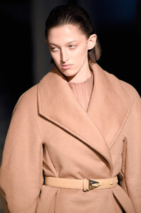157551919_DionLeeRunwayFebruary2019NewYorkFashionaYrWNq3RirQx.thumb.jpg.710253c019b2c4ee277cc0c6b8cad60c.jpg